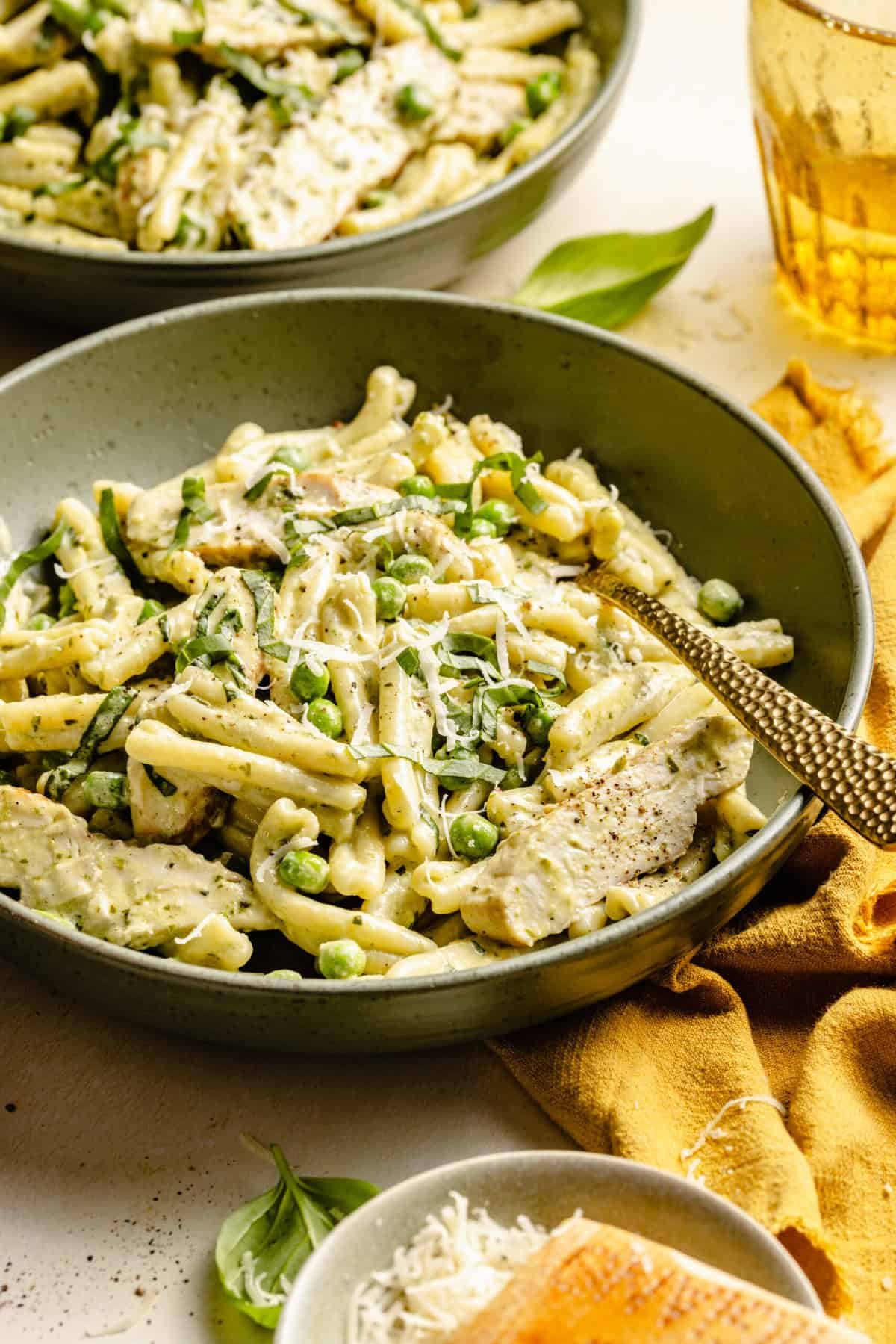 Velvety Chicken Pesto Pasta: One Bite Hook
