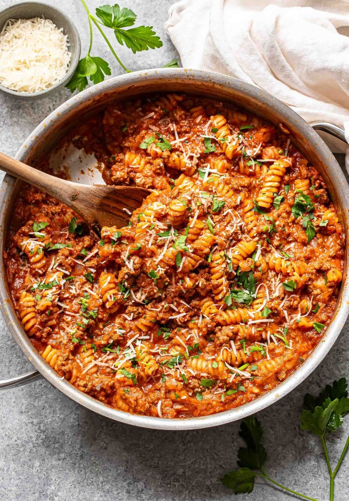Magical One Pot Cajun Beef Pasta