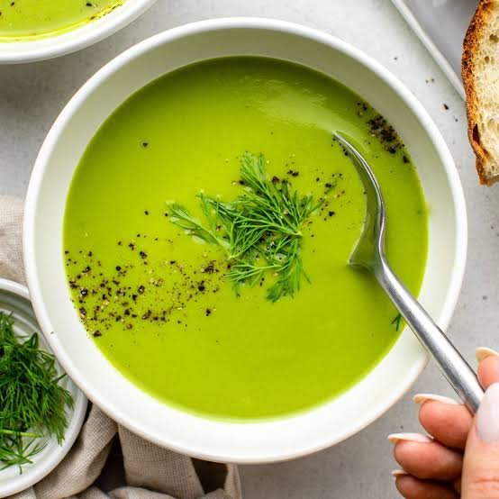 Homemade easy pea soup